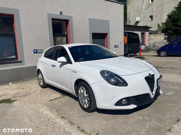 Alfa Romeo Giulietta 1.6 JTDM Super - 1