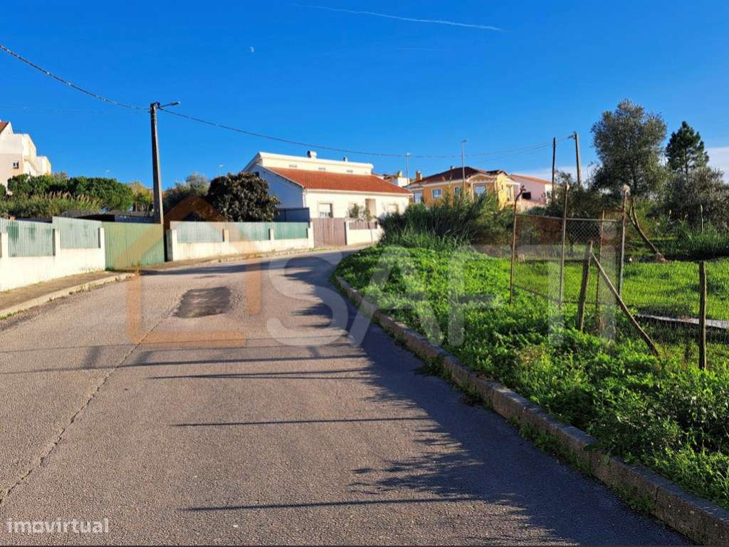 Vende-se Terreno Urbano 320 m2 no Vale Dourado, Jardim de Cima , Sa... - Grande imagem: 2/4