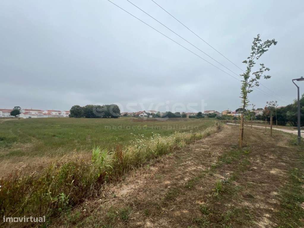 Terreno de construção com Moradia para recuperar - Grande imagem: 3/12