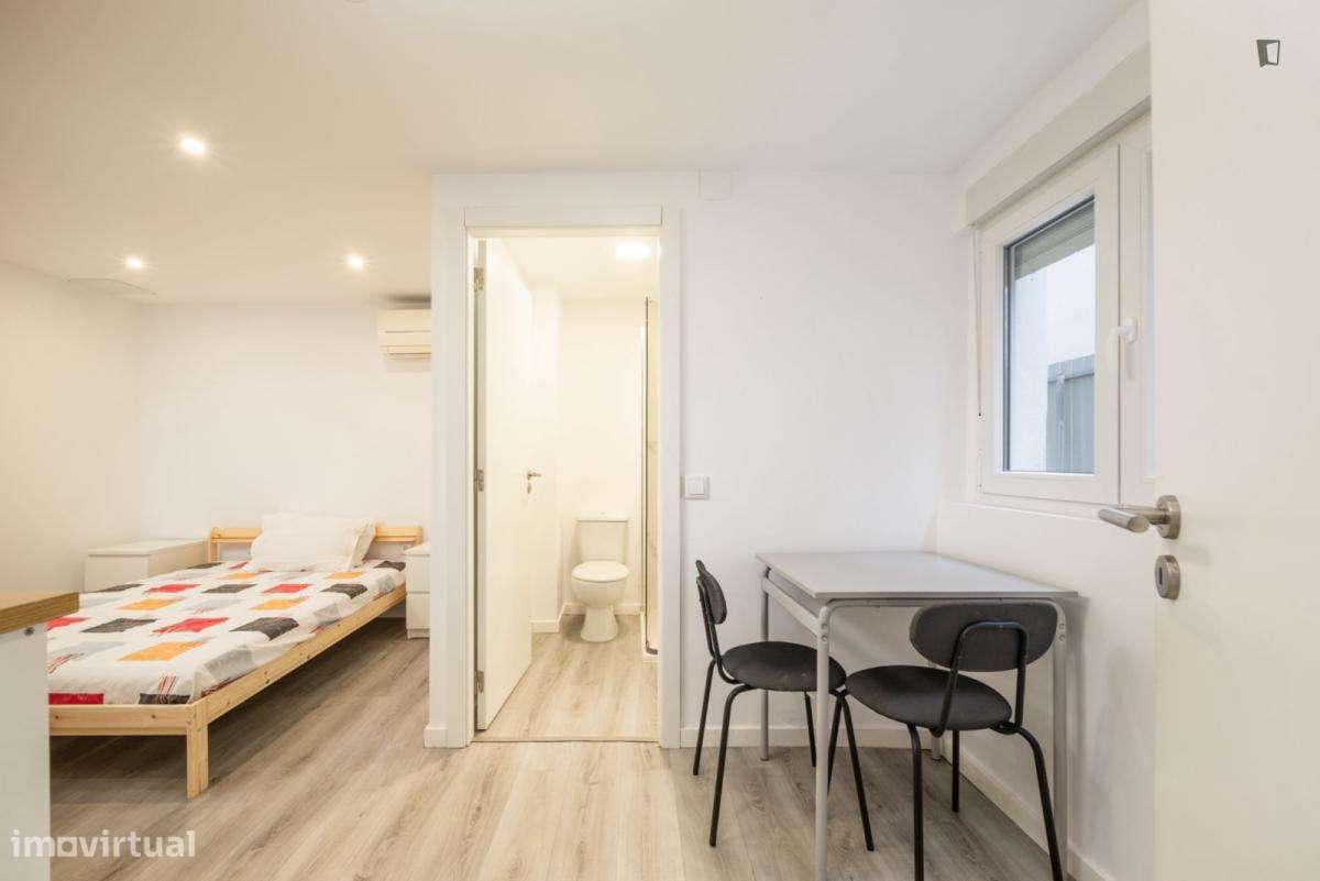 Estúdio - localizado em São Jerónimo Coimbra - Grande imagem: 5/6