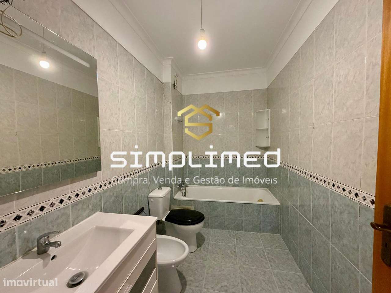 Apartamento T2 na Quinta do Conde ( NJ )-19