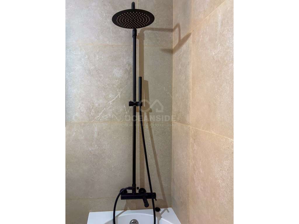 Apartamento T3 duplex - Estoril-42