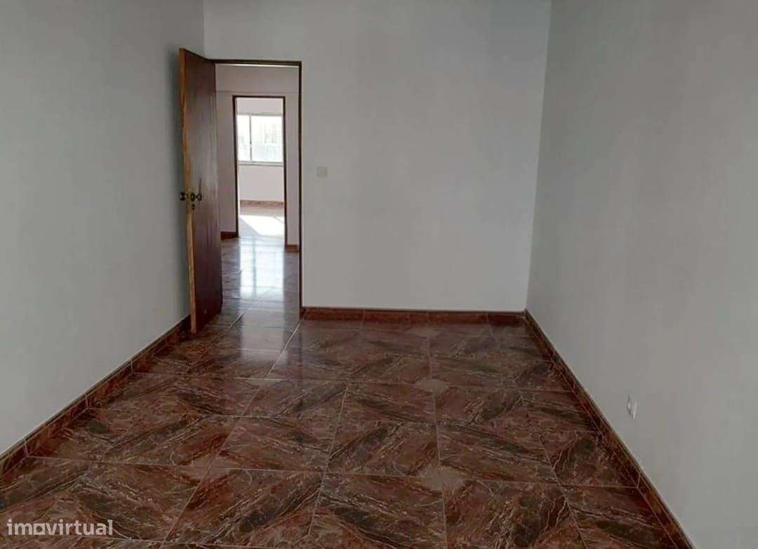 Aartamento T2- Cacém - Grande imagem: 4/12