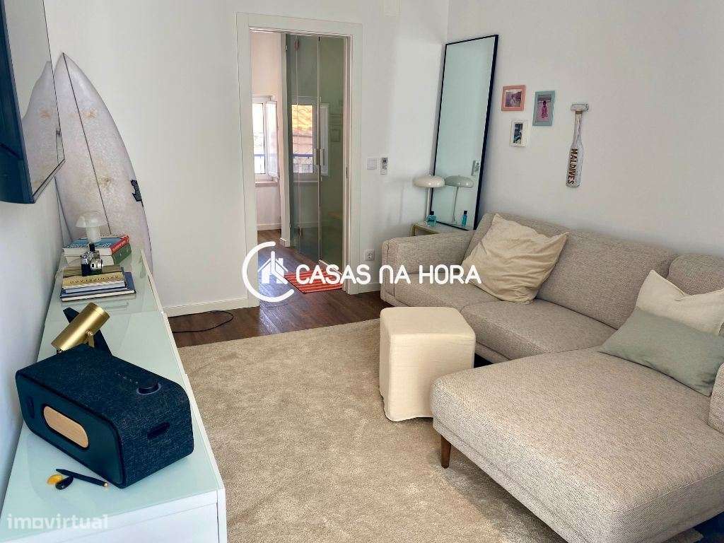 Moradia Triplex T2 em Almada na Rua Capitão Leitão-11