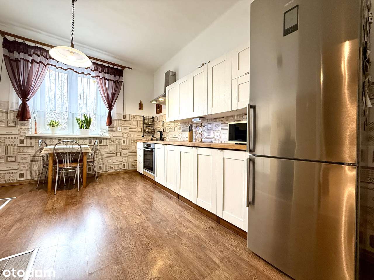 Mieszkanie + garaż!!! Duża kuchnia i ustawne pokoje - do zamieszkania!-7