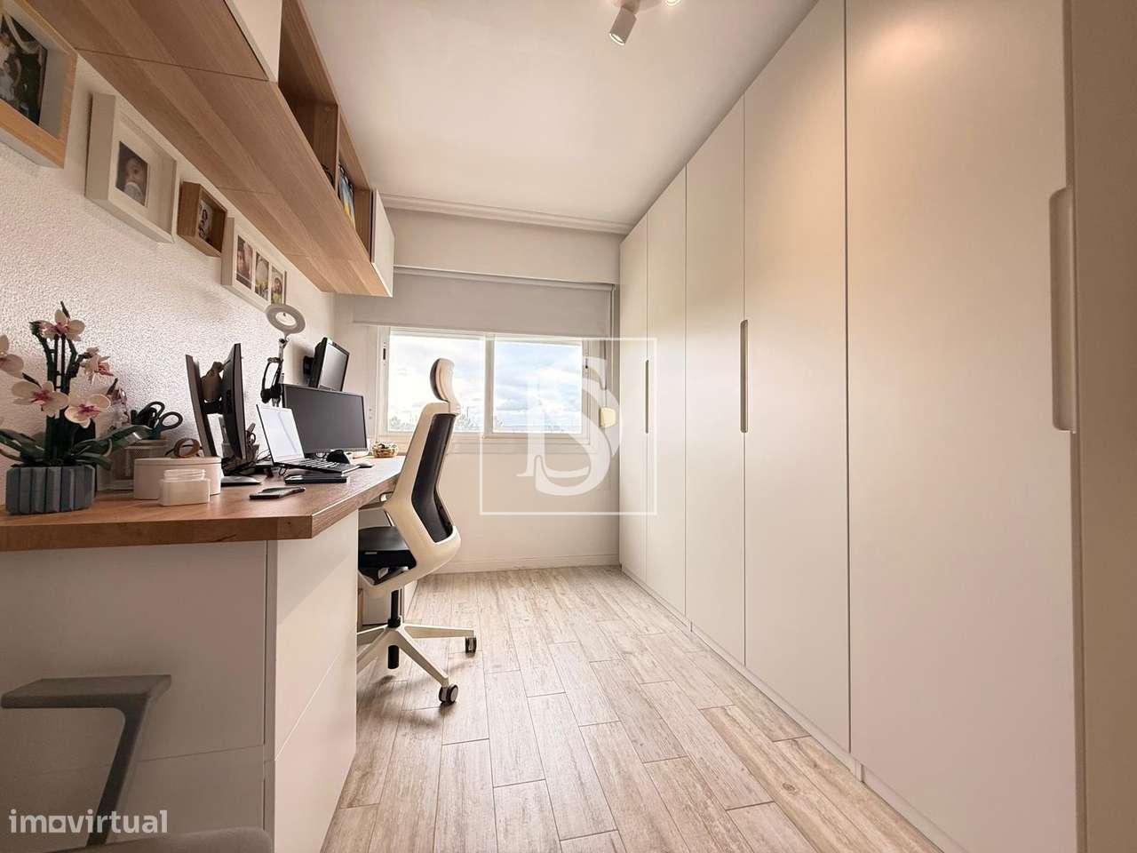 Apartamento T3 Renovado com Parqueamento em Alhos Vedros-20