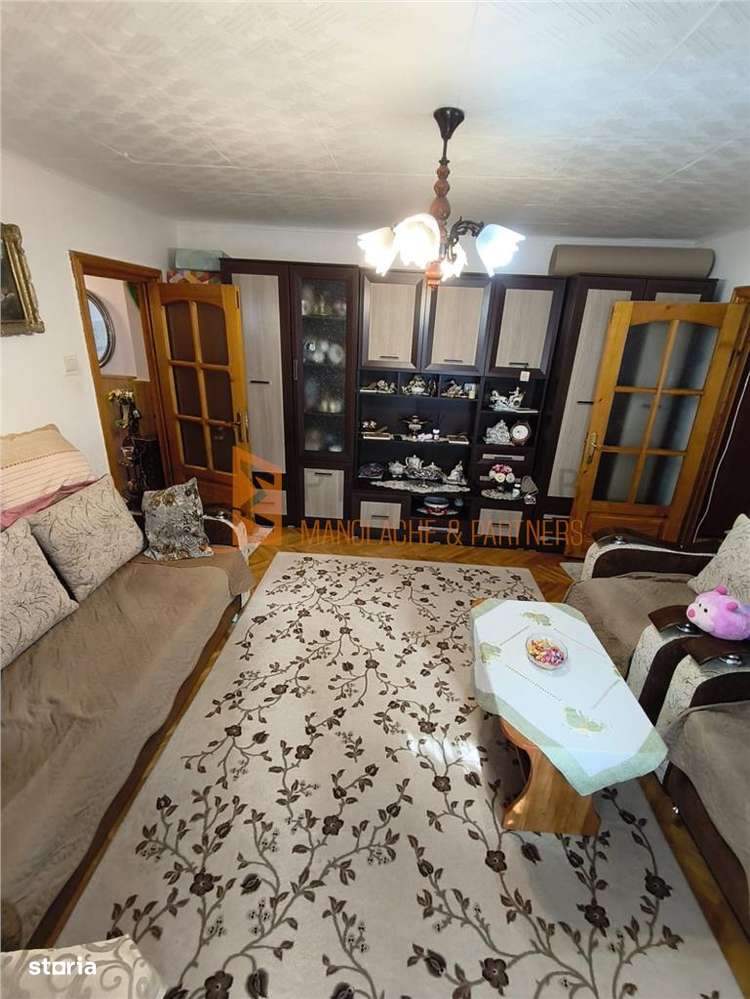 Apartament 3 camere cf 1 semidecomandat zona Micro 5 - Imagine principală: 1/9