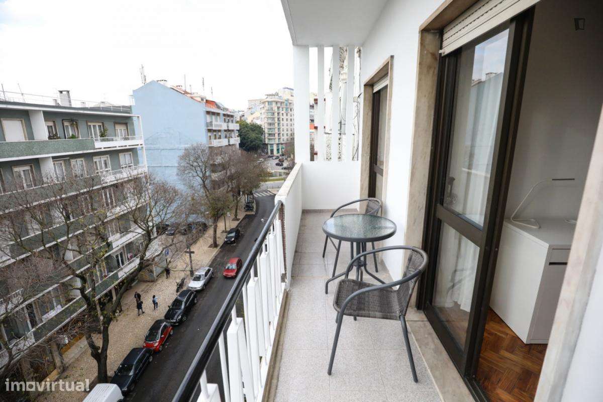 Quarto - localizado em Arroios Lisbon - Grande imagem: 2/10