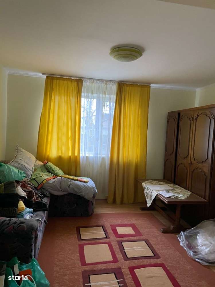 Baicoi — 2 corpuri de casa - 135000 Euro - Imagine principală: 5/14