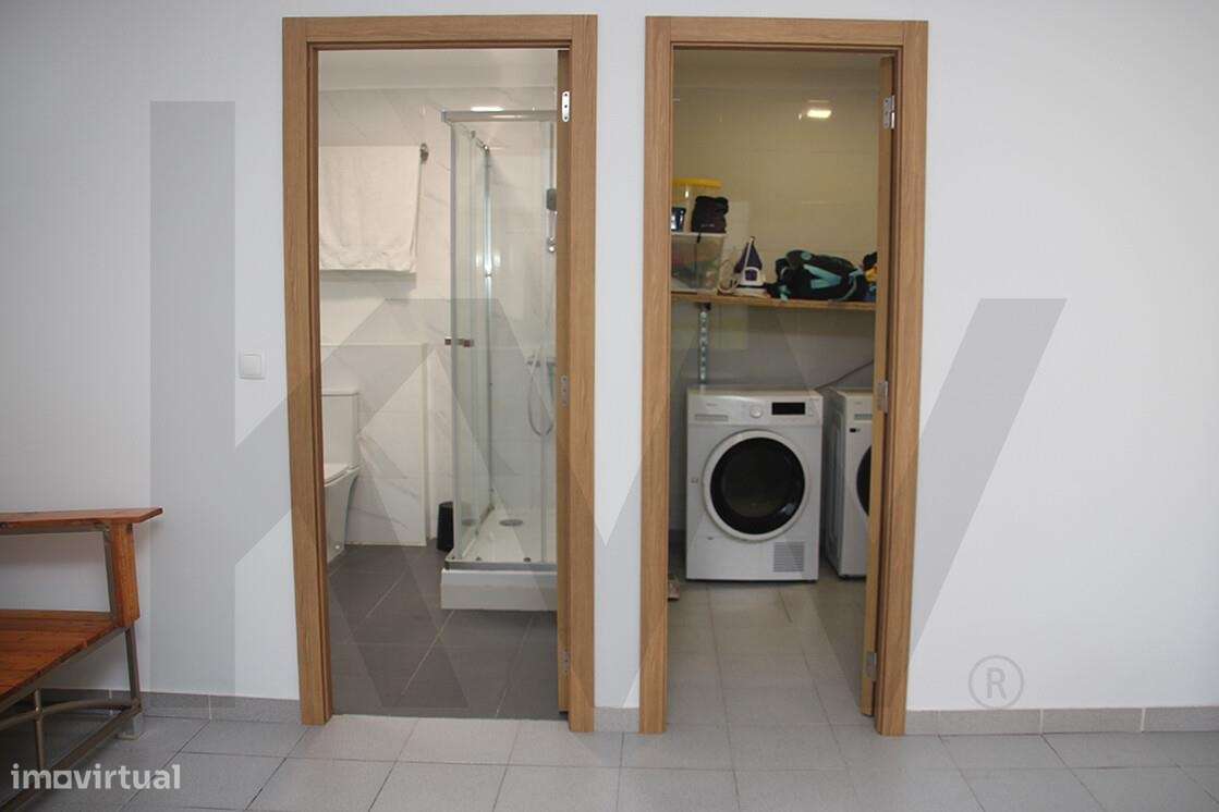 Moradia T4 - oportunidade de estilo de vida + investimento com potenci-46