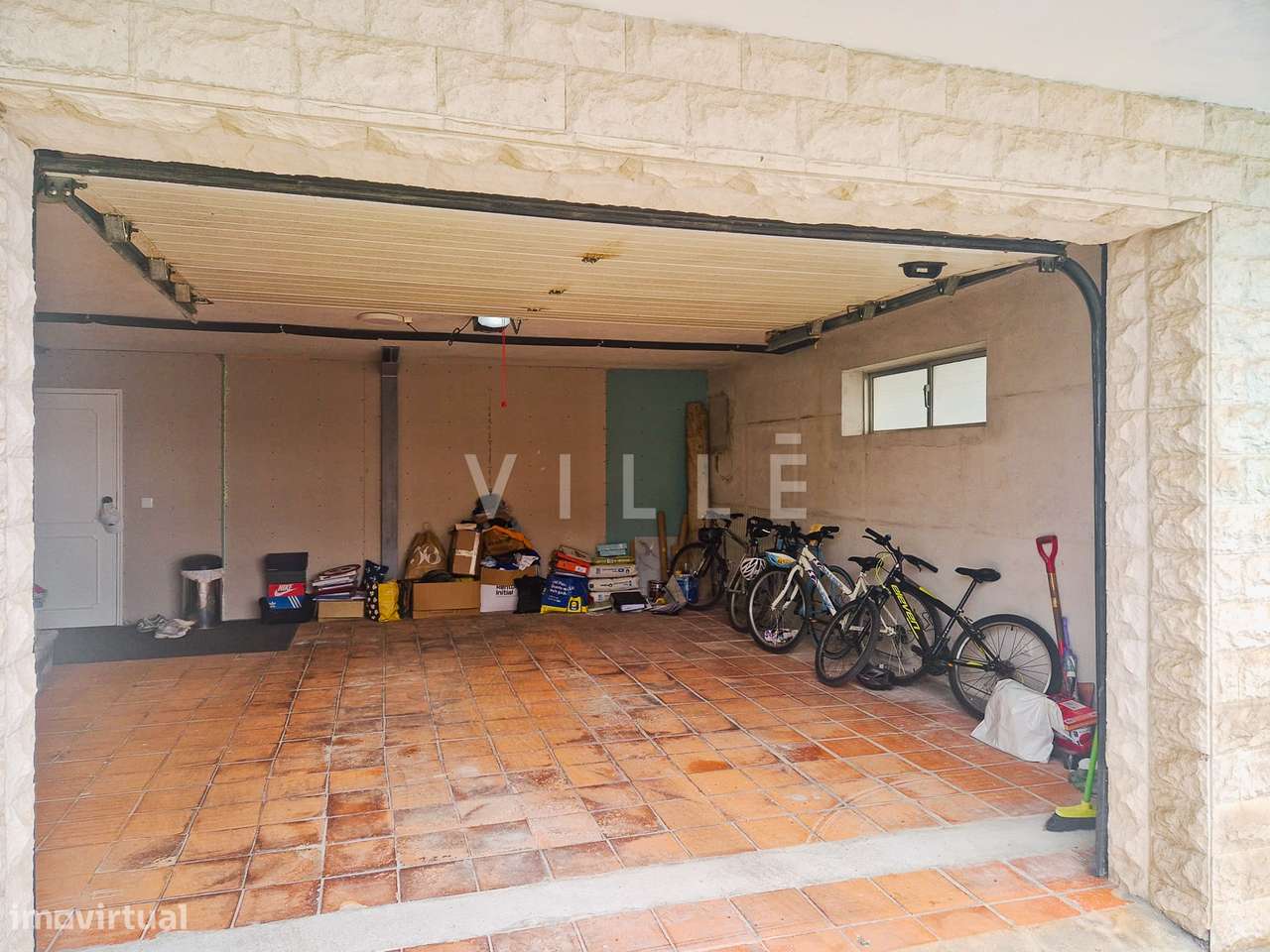 Moradia Isolada Renovada T3 com anexos e quintal-29