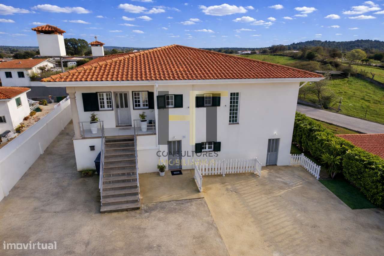 Moradia T3 | 4 Frentes | Suíte | Jardim-38