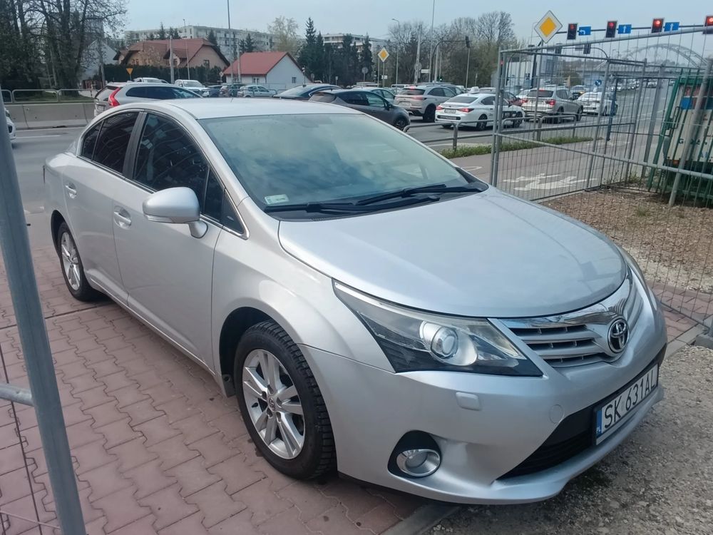 Toyota Avensis III 2.0 D-4D Luna 2012
