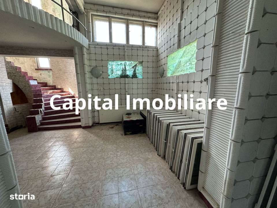 Apartament la casa, necesita compartimentare, terasa de 30 mp - Imagine principală: 5/11