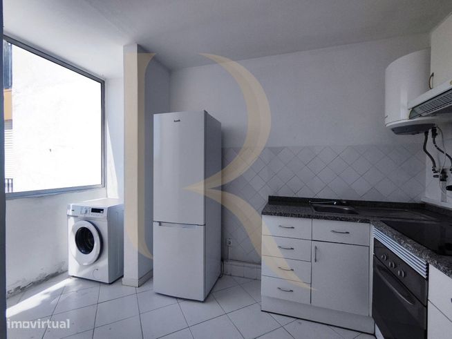 Apartamento T2 com elevador no Miratejo-11