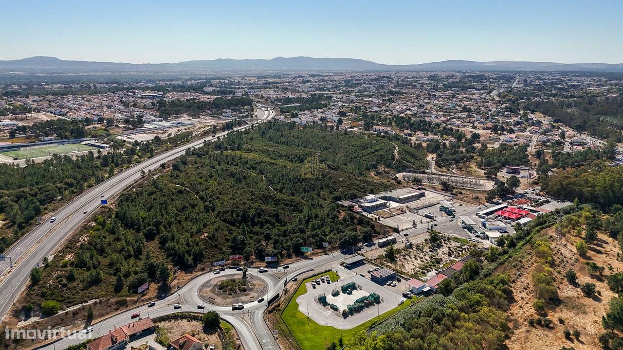 Terreno para Hotel, Retail park ou espaços comerciais do ramo alimenta - Grande imagem: 5/19