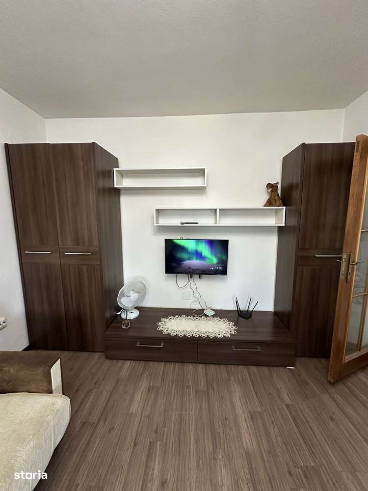 Apartament cu 2 camere de închiriere în zona Școlilor - Imagine principală: 5/20