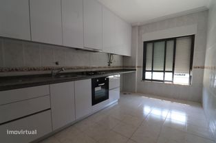 Apartamento T2 renovado em Valongo, Porto