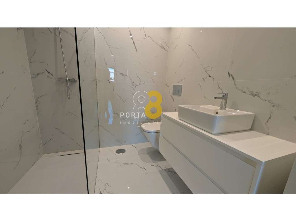 Apartamento T3 com terraço Matosinhos Sul junto ao mar-27