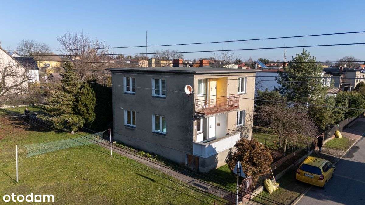 Dom jednorodzinny w centrum-Koszęcin-1