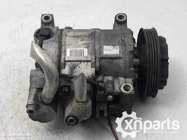 Compressor de ar condicionado Usado AUDI A6 (4B2, C5) 2.5 TDI | 07.97 - 01.05 RE... - 4