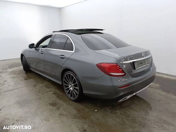 Mercedes-Benz E 200 d 9G-TRONIC AMG Line - 4