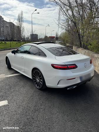 Mercedes-Benz E 220 d Coupe 9G-TRONIC AMG Line - 10