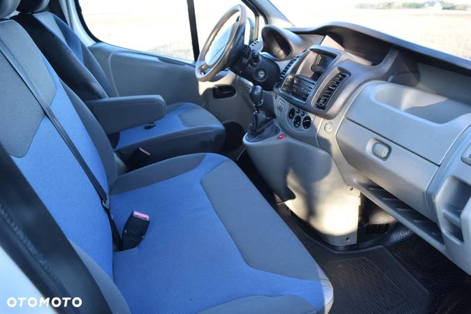 Renault Trafic - 18