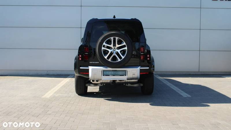 Land Rover Defender - 3