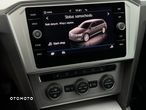 Volkswagen Passat 2.0 TDI (BlueMotion Technology) Comfortline - 14