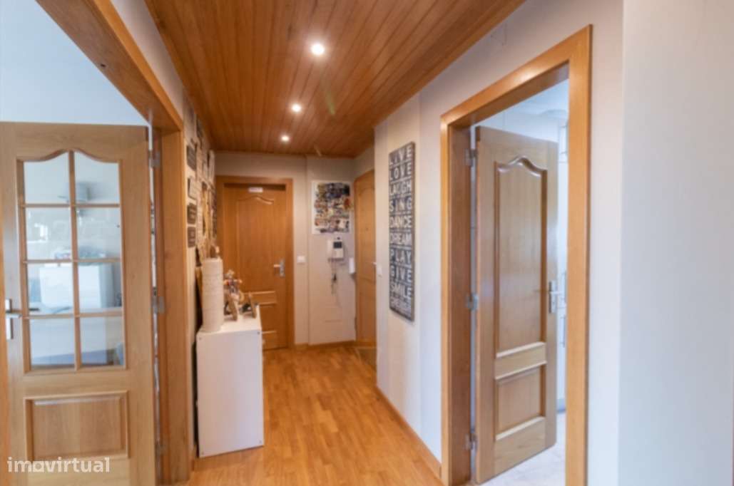 Apartamento T3 Condomínio Fechado com Piscina - Grande imagem: 3/19