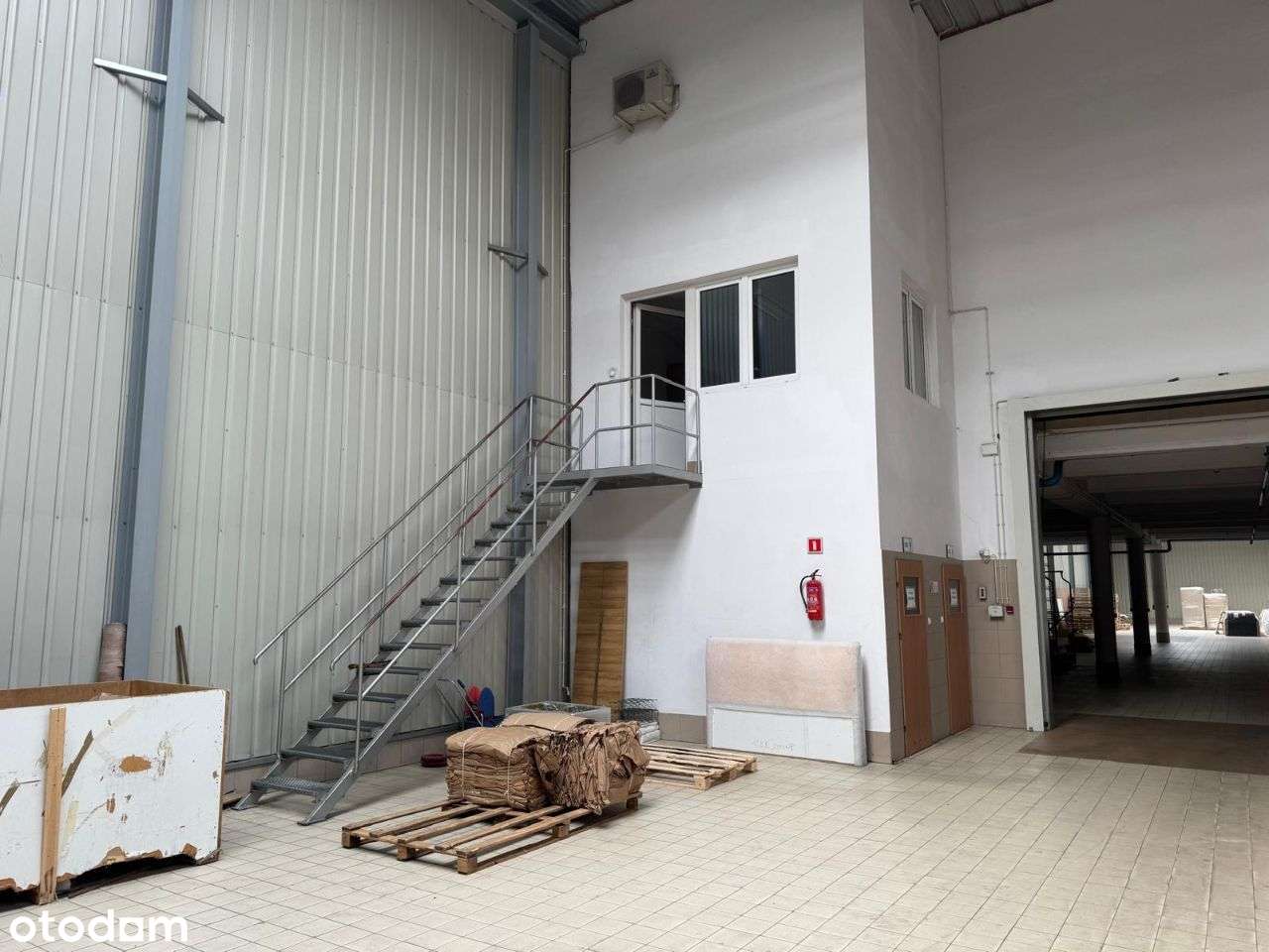 Wynajmę samodzielny magazyn- 5000 m2 - Pełny obrazek: 4/7