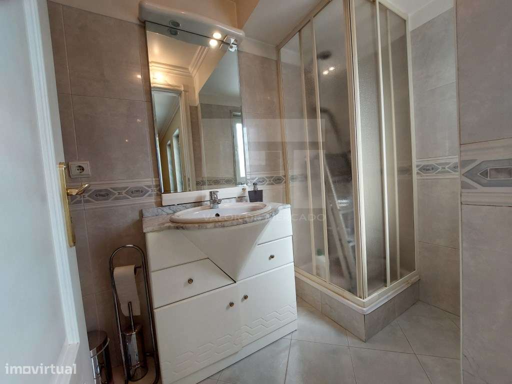 Moradia em banda à venda, t4 , Quinta Grande.-41