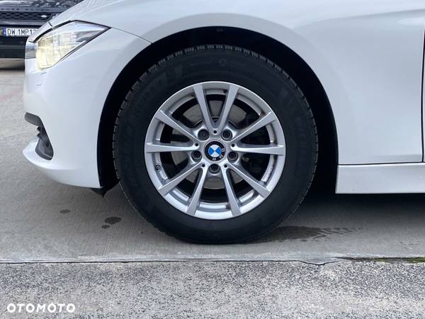 BMW Seria 3 318d Advantage - 18