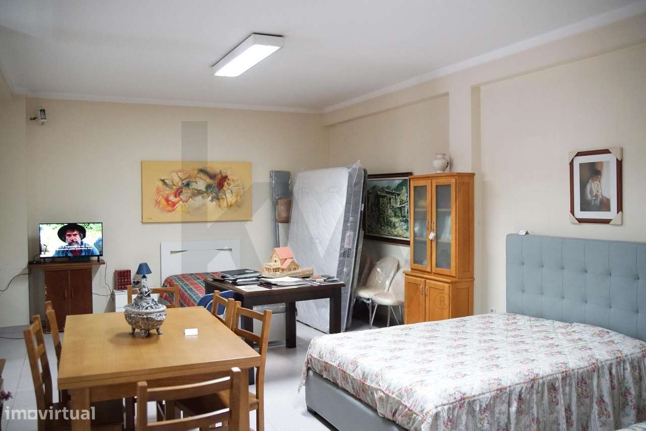 Loja com Garagem Box | Entroncamento – Excelente Oportunidade de Negóc - Grande imagem: 5/14