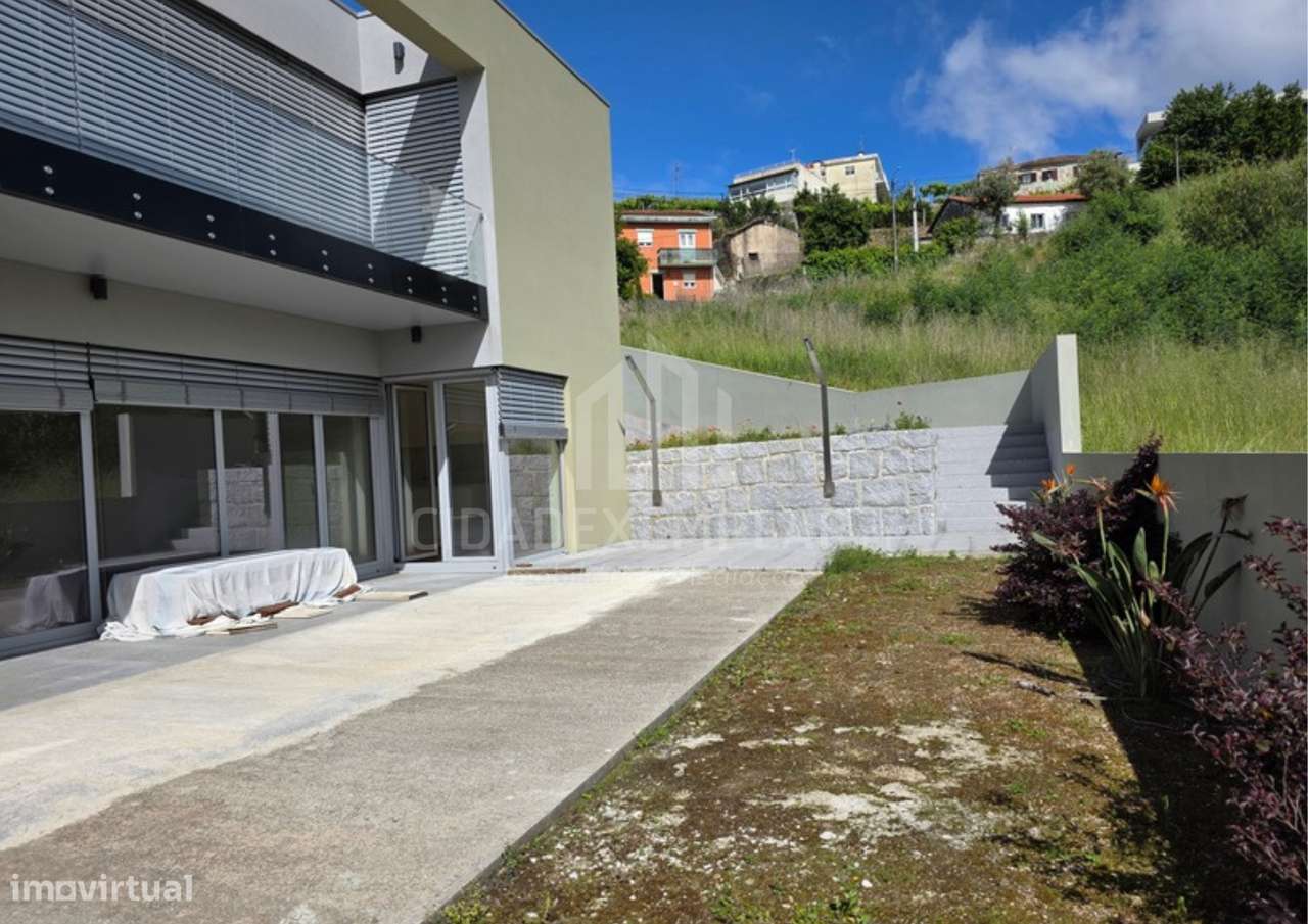 Moradia T4 Nova em Penafiel-Cavalum-31