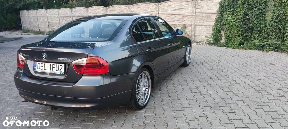 BMW Seria 3 320d - 17