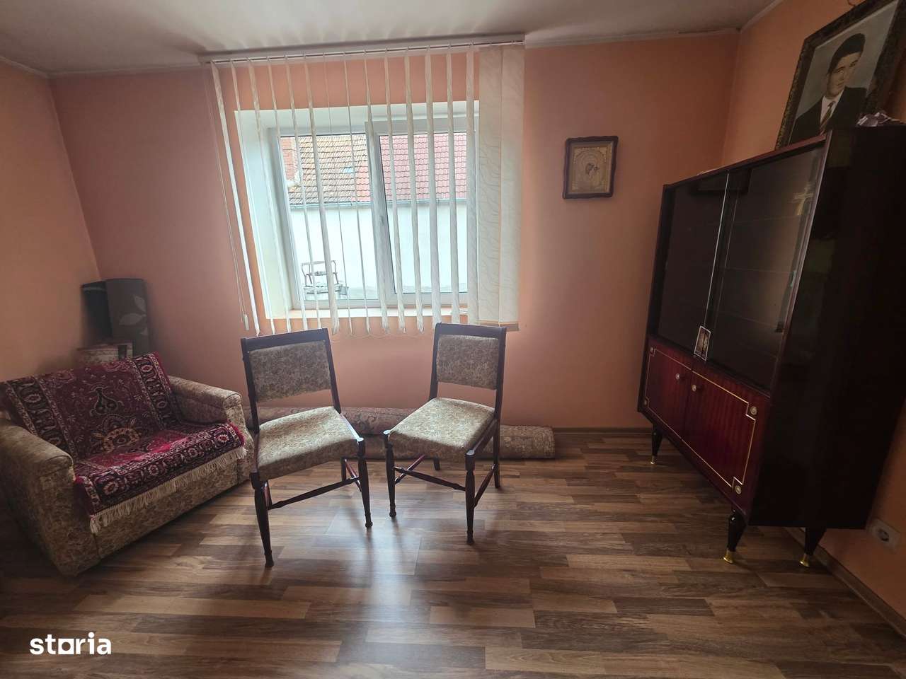 Casa singur in curte cu teren generis Dumbravita - Imagine principală: 5/15