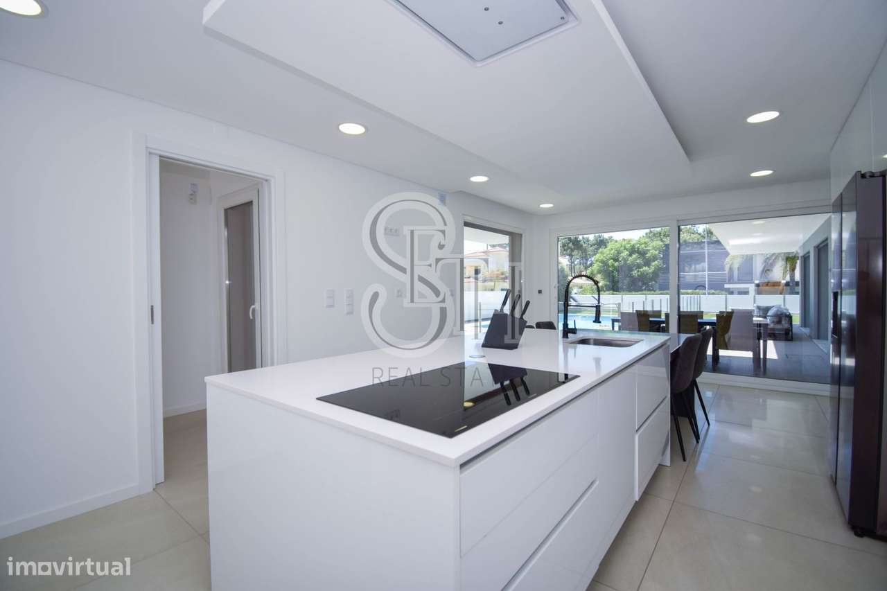 MORADIA V5 ISOLADA VERDIZELA-18