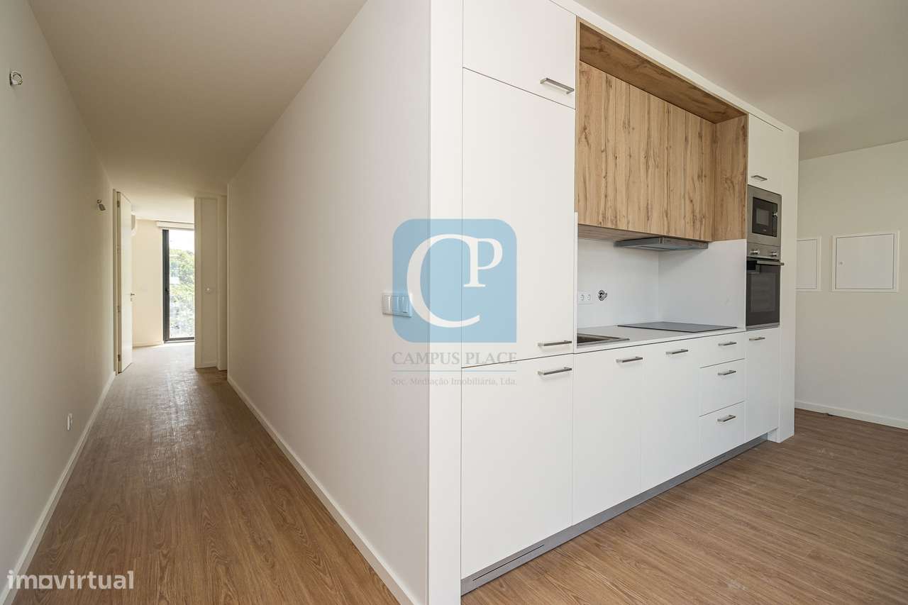 Apartamento T1Kit novo, em frente ao Hospital São João - Grande imagem: 5/17