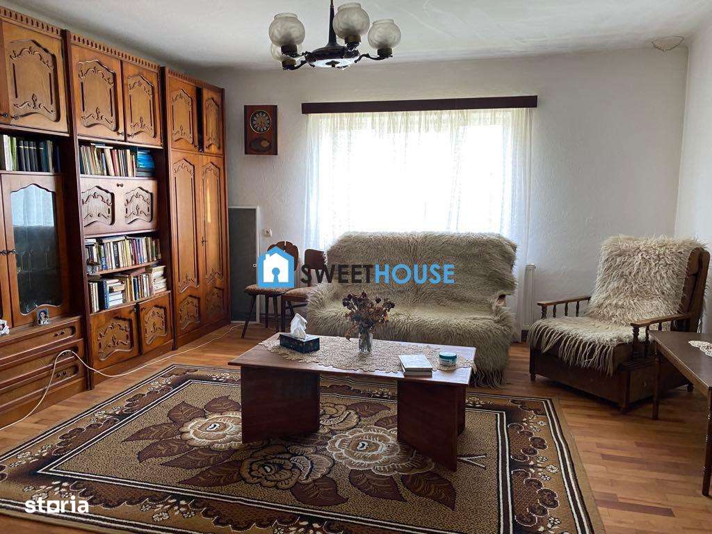 Casa de vanzare in Cincsor - Imagine principală: 3/16