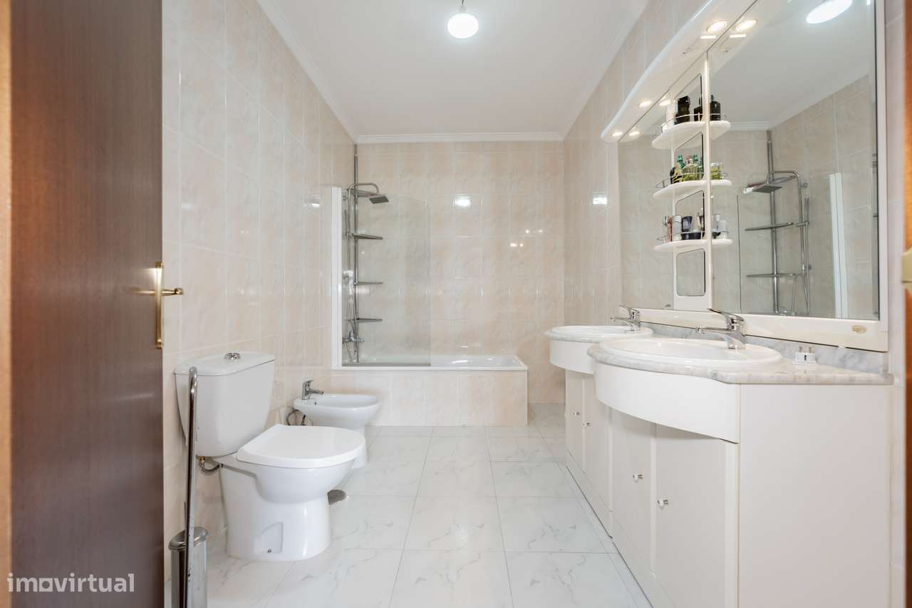 Moradia T4 para venda em Ponte da Barca, Vila Nova de Muía-34