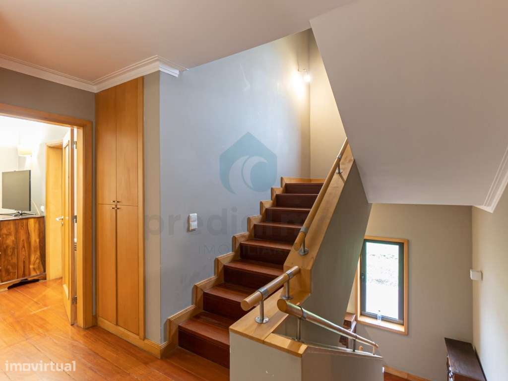 Moradia T5 em Vilarinha-35