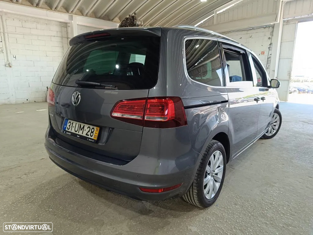 VW Sharan 2.0 TDI Blue Highline - 2