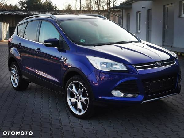 Ford Kuga 2.0 TDCi 2x4 Titanium - 8