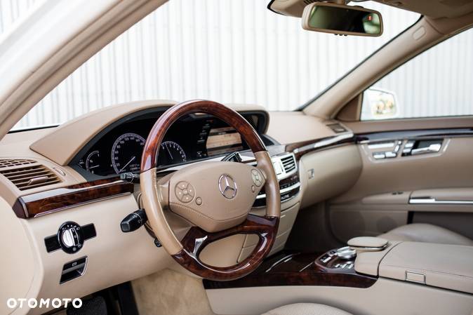 Mercedes-Benz Klasa S 450 4Matic 7G-TRONIC - 14