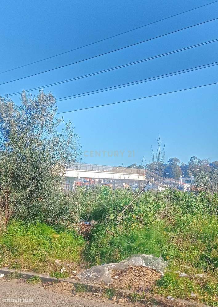 Terreno urbano para construção com área total de 257 m2 na Quinta do D - Grande imagem: 3/8