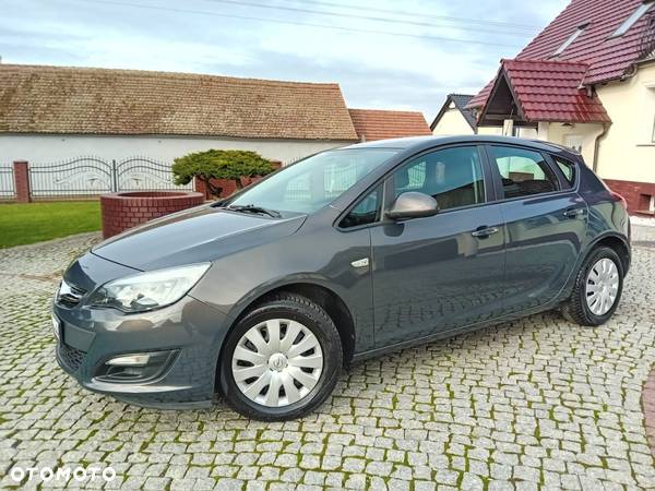 Opel Astra - 25