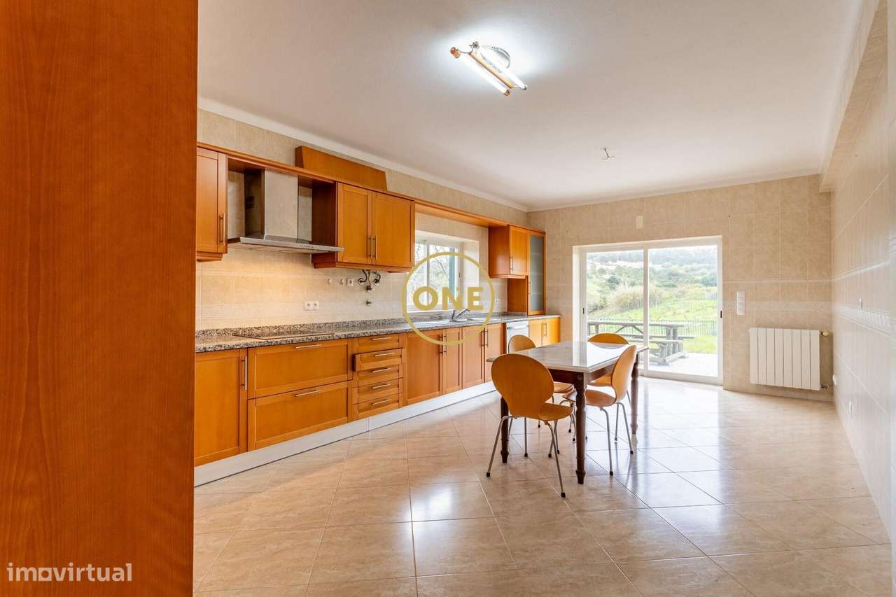 Propriedade Exclusiva em Sesimbra com 7.500m2 | Moradia de 529m2, Priv-16