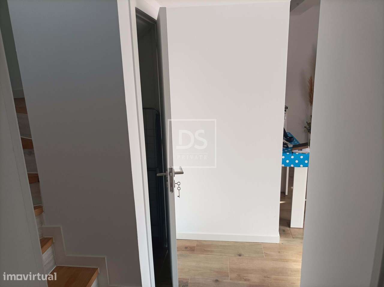 Moradia T2 no Centro de Mafra – Totalmente Equipada e Mobilada - Grande imagem: 3/14